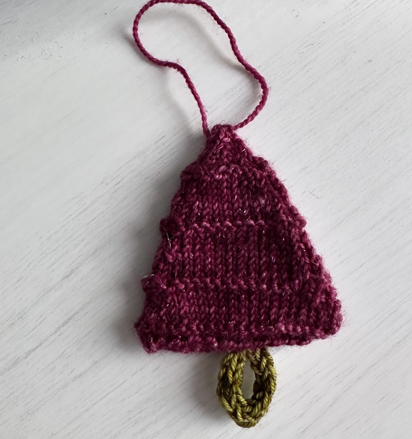 Knit tree ornament - PDF
