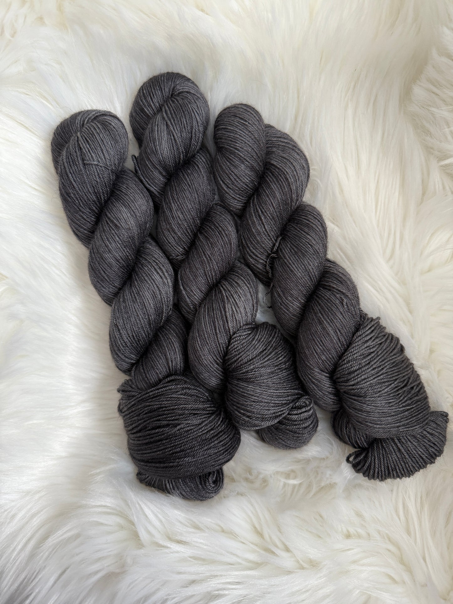 Toner Black Yak Fingering