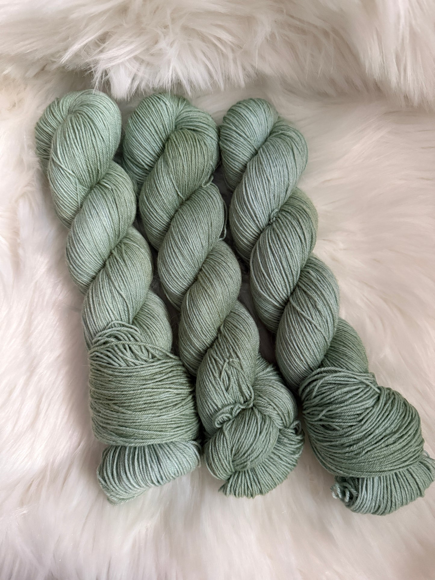 Sage (Fingering)