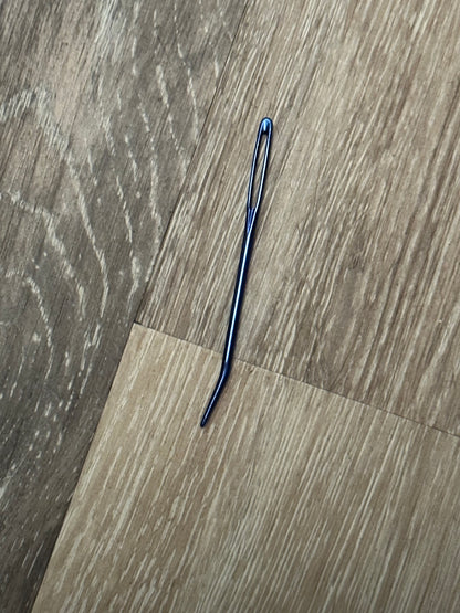 Darning needle - Bent tip