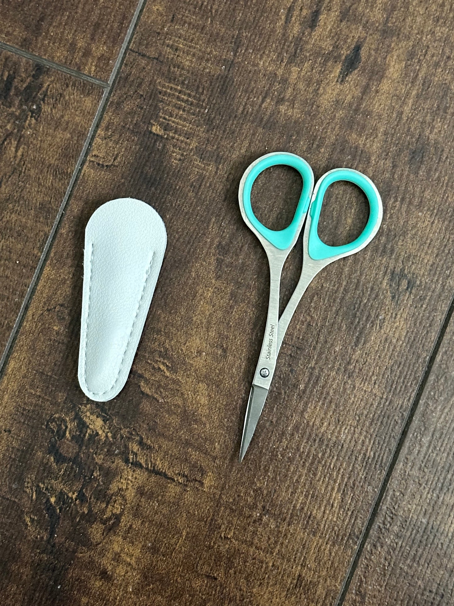 scissors with protective cover