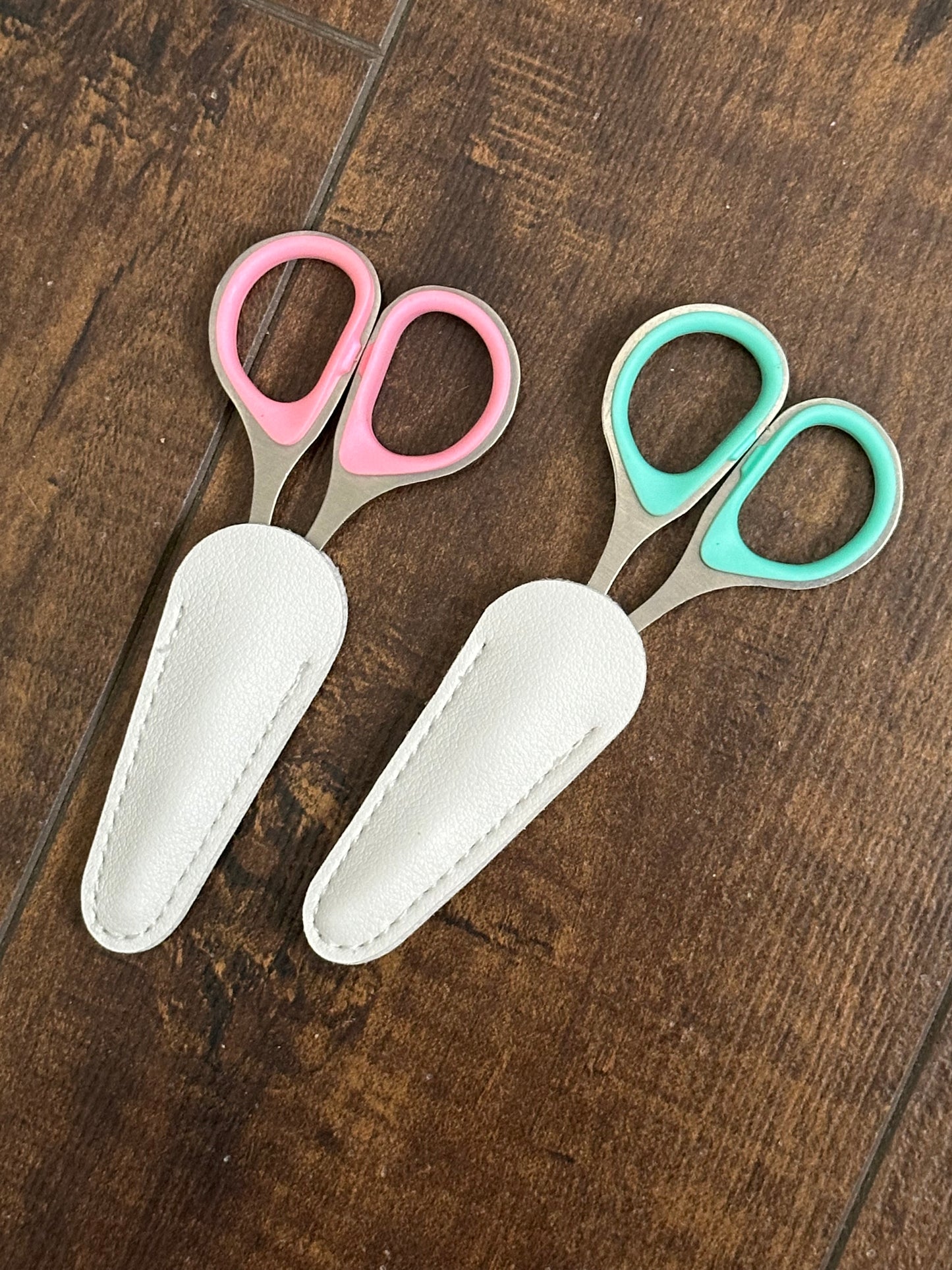 scissors with protective cover