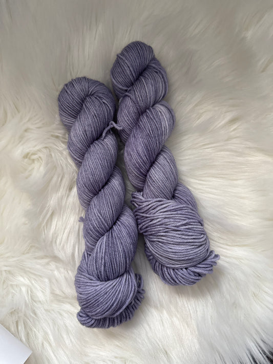 Vintage Violet  (DK)