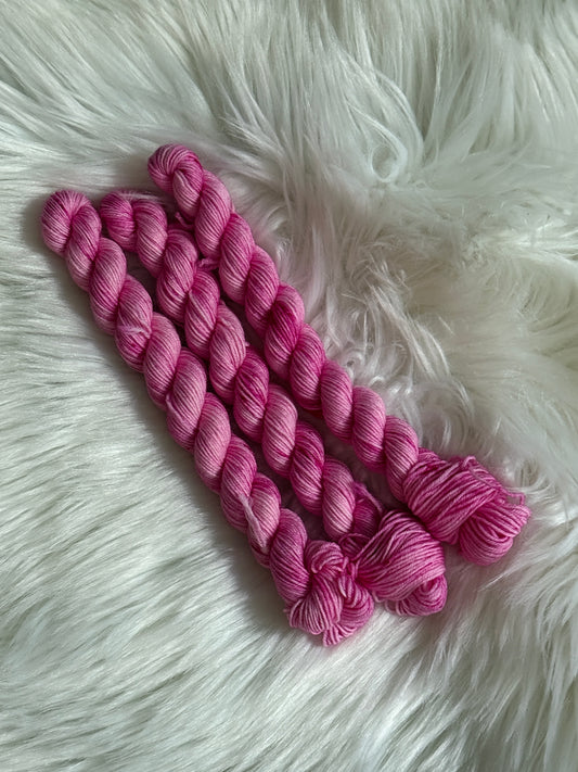 Pool Party (20g Fingering)