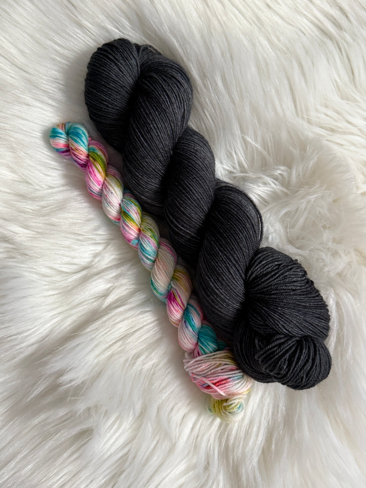 Luminous Lines Shawl Kit