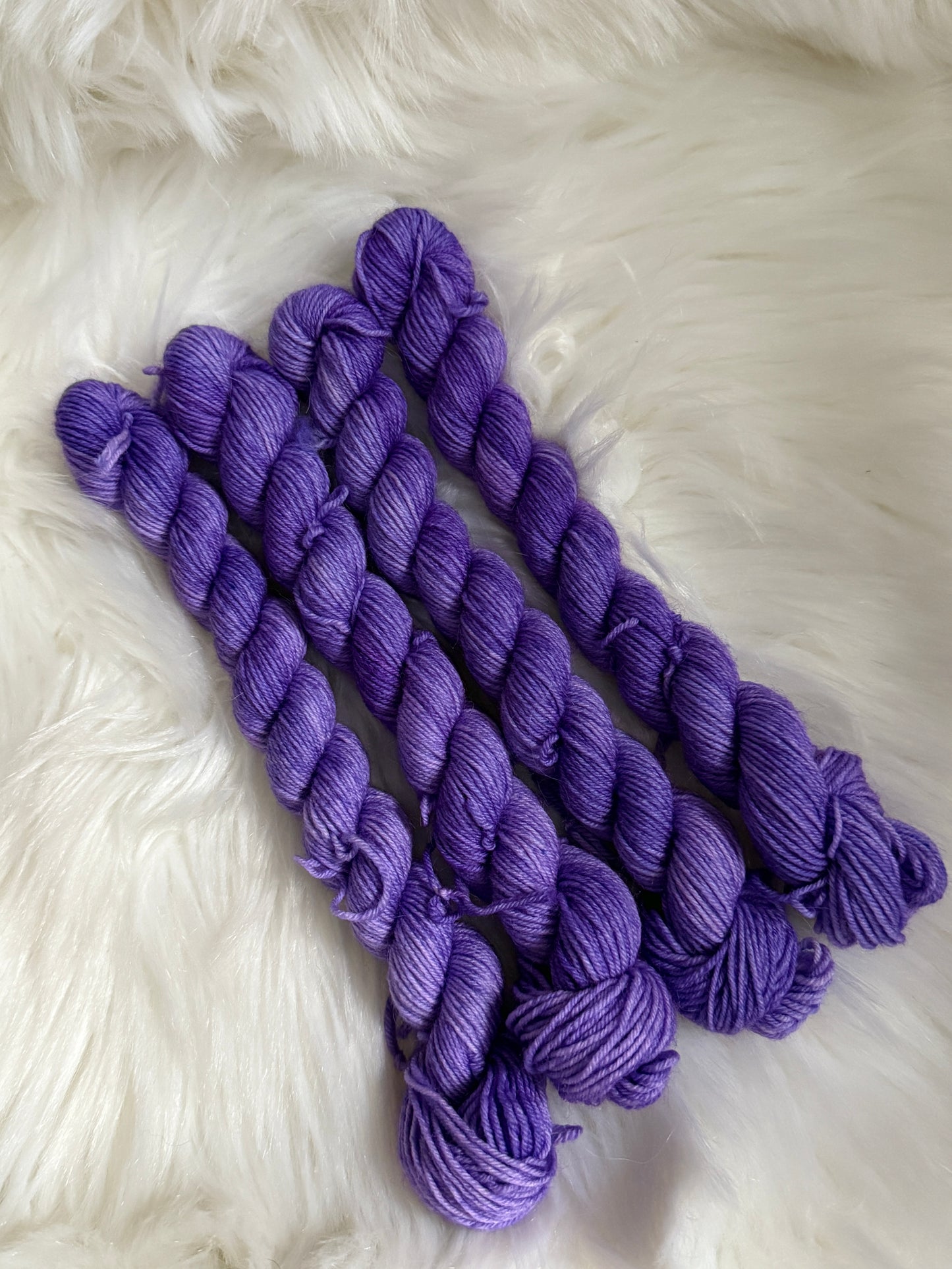 Smitten (20g Fingering)