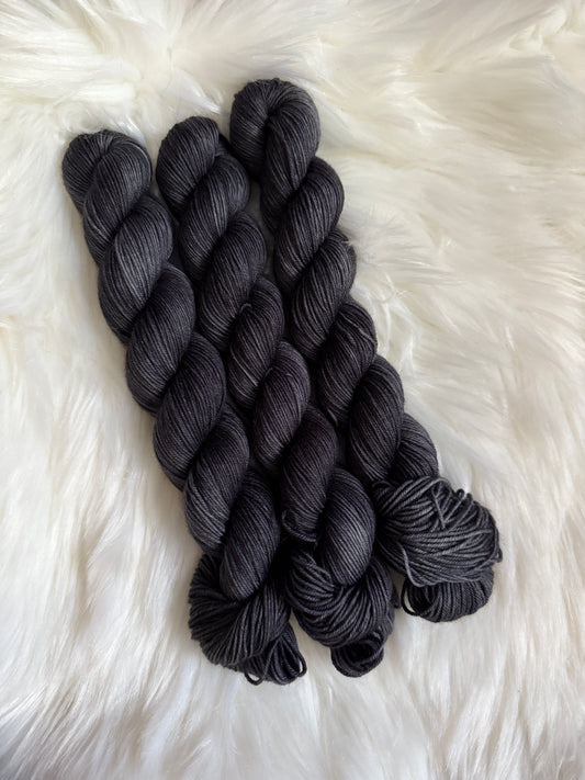 Toner Black(50g fingering)